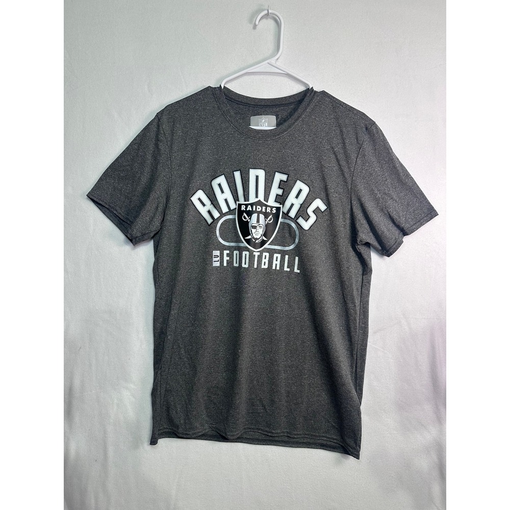 NFL Las‎ Vegas Raiders Football Graphic T Shirt Women's Medium Gray Short Sleeve